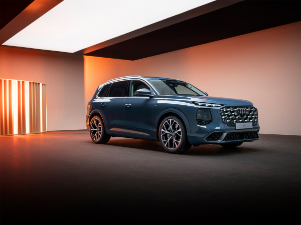 
            Старт продаж Volga, новый Audi Q7 и магниты на номерах. Итоги недели
        