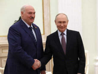 Новое «качество войны»: что скрывается за визитом Лукашенко к Путину