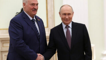 Новое «качество войны»: что скрывается за визитом Лукашенко к Путину