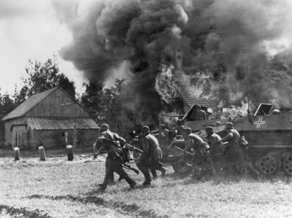 Историку удалось выяснить, что было известно Сталину в 1941-м о готовящемся нападении немцев