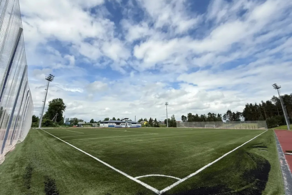 Стадион в Подпорожье готовят к вводу Стадион в Подпорожье готовят к вводу