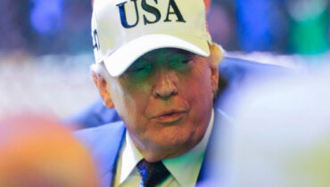 Испорченный день рождения: Трамп встретил 80-летие чередой неудач