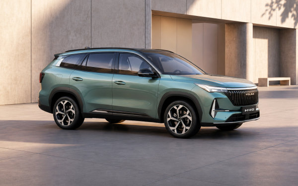 
            Старт продаж Volga, новый Audi Q7 и магниты на номерах. Итоги недели
        