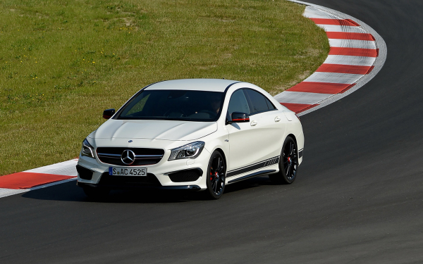 Личный инструктор в базовой версии. Чем удивил новый Mercedes-AMG CLA 45
Личный инструктор в базовой версии. Чем удивил новый Mercedes-AMG CLA 45
