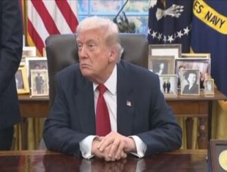 Трамп смягчил тон после угроз Ирану, но оставил «быструю» военную опцию на столе