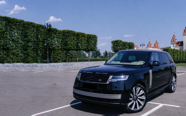 Maybach, не завидуй! Тест самого роскошного и дорогого Range Rover SV
Maybach, не завидуй! Тест самого роскошного и дорогого Range Rover SV