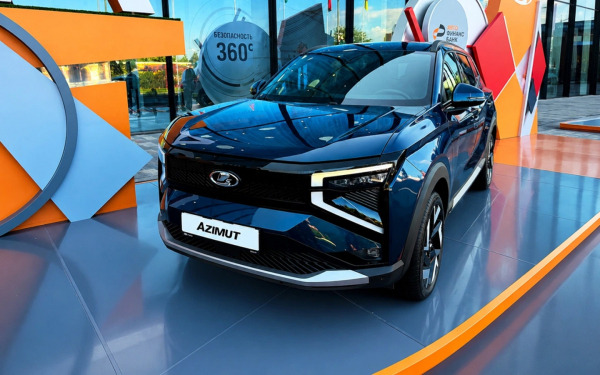 
            &laquo;Первый за 50 лет&raquo;. Автожурналисты оценили перспективы нового Lada Azimut
        