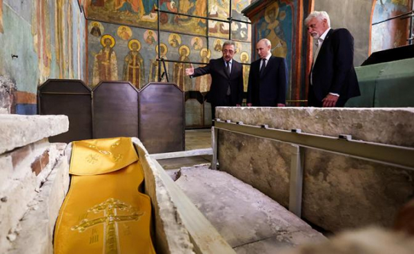 В РАН раскрыли некоторые подробности обнаружения мощей Дмитрия Донского в Кремле В РАН раскрыли некоторые подробности обнаружения мощей Дмитрия Донского в Кремле