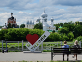 Тихвин передаёт статус Столицы «Серебряного ожерелья России» городу Кириллову Вологодской области