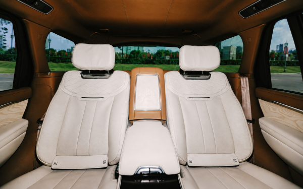 Maybach, не завидуй! Тест самого роскошного и дорогого Range Rover SV
Maybach, не завидуй! Тест самого роскошного и дорогого Range Rover SV