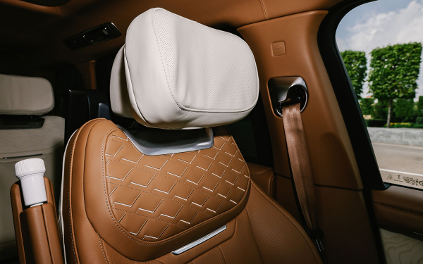 Maybach, не завидуй! Тест самого роскошного и дорогого Range Rover SV
Maybach, не завидуй! Тест самого роскошного и дорогого Range Rover SV