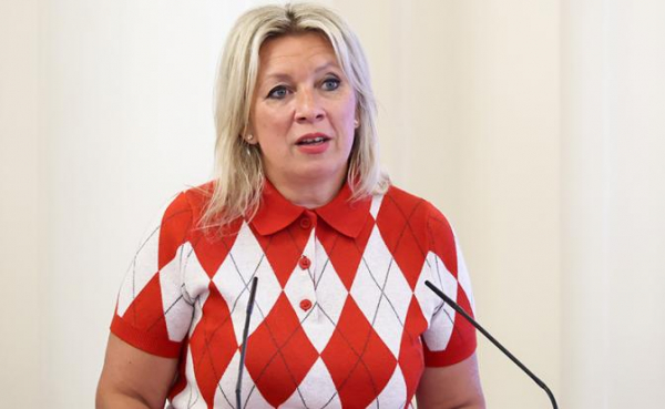 Захарова сравнила Канье Уэста с душевнобольным за песню о Гитлере Захарова сравнила Канье Уэста с душевнобольным за песню о Гитлере