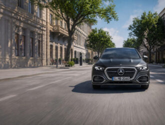 Mercedes-Benz представил обновленный C-Class. С ним можно вести беседы