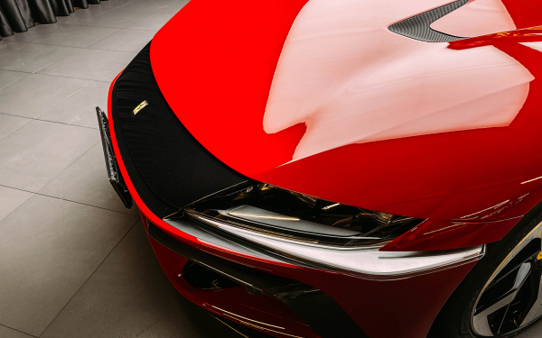 
            Зумеры и 12Cilindri. Обзор последнего суперкара Ferrari старой школы
        