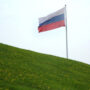 ВСУ в панике: российские штурмовики устанавливают  флаги в Доброполье