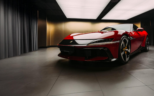 
            Зумеры и 12Cilindri. Обзор последнего суперкара Ferrari старой школы
        