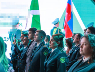 Молодые таможенники учились ловить контрабанду на форуме в Москве