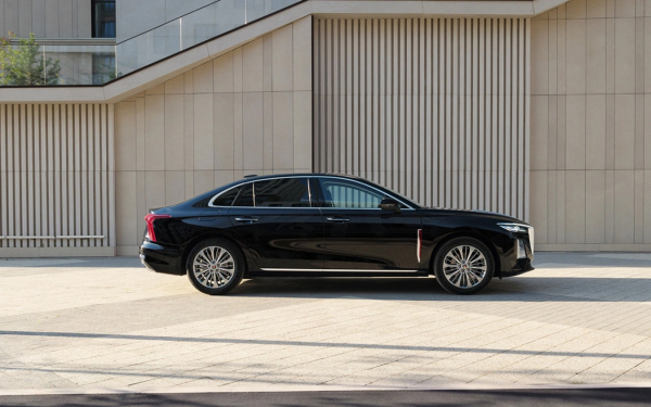 Новая Lada Vesta, провал на вторичке и скандал в Audi. Итоги недели
Новая Lada Vesta, провал на вторичке и скандал в Audi. Итоги недели
