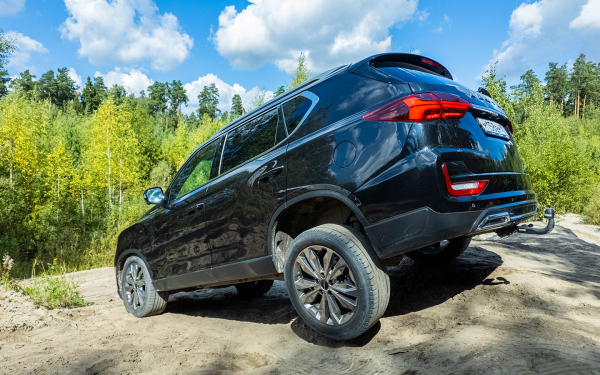 KGM Rexton vs Haval H5. Мы сравнили рамники из Кореи и КНР на бездорожье
KGM Rexton vs Haval H5. Мы сравнили рамники из Кореи и КНР на бездорожье