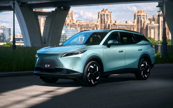 
            Запуск Lada Azimut, новый кроссовер Bentley и проблемы VW. Итоги недели
        