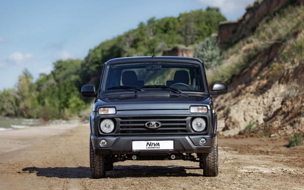 Она пережила 350 изменений. Первый тест Lada Niva Legend c мотором 1,8 л
Она пережила 350 изменений. Первый тест Lada Niva Legend c мотором 1,8 л