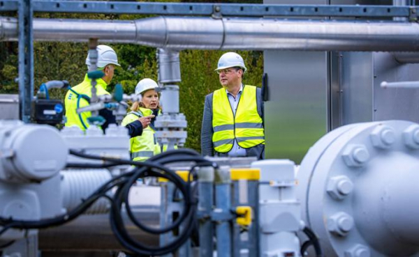 Германия вновь захотела российский газ Германия вновь захотела российский газ