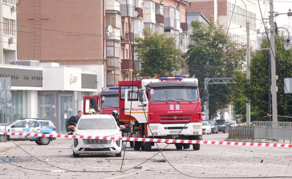 2 погибших, 17 раненых: БПЛА ВСУ прицельно били по поезду из Анапы, мосту, гражданским авто