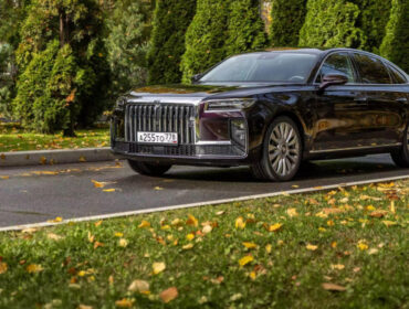 Уже не Hongqi, но еще не Aurus. Первый тест российского седана Senat 900