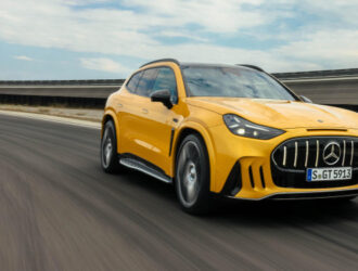 AMG представил кроссовер GT с персональным тренером и искусственным V8