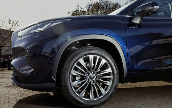 Последний настоящий. Тест-драйв Toyota Highlander четвертого поколения
Последний настоящий. Тест-драйв Toyota Highlander четвертого поколения