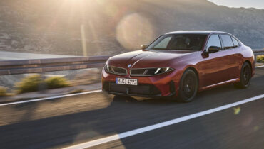 Новую «тройку» BMW привезут в Россию. Дилеры назвали сроки и цены