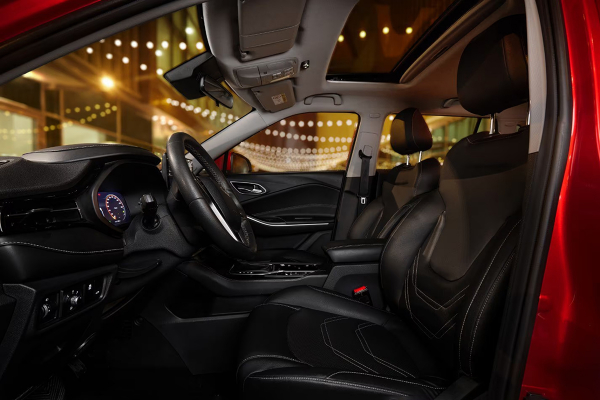 
            Mazda CX-5 и еще пять доступных кроссоверов для любителей олдскула
        