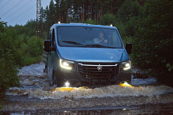 По полям, по лугам: тест-драйв Газели NN 4×4 По полям, по лугам: тест-драйв Газели NN 4×4