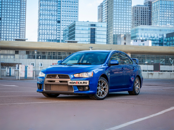Последний из Эволюшн: опыт владения Mitsubishi Lancer Evolution X Последний из Эволюшн: опыт владения Mitsubishi Lancer Evolution X